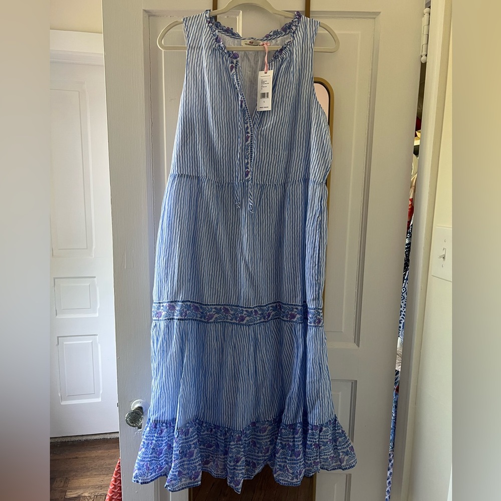 NWT Vineyard Vines maxi dress!